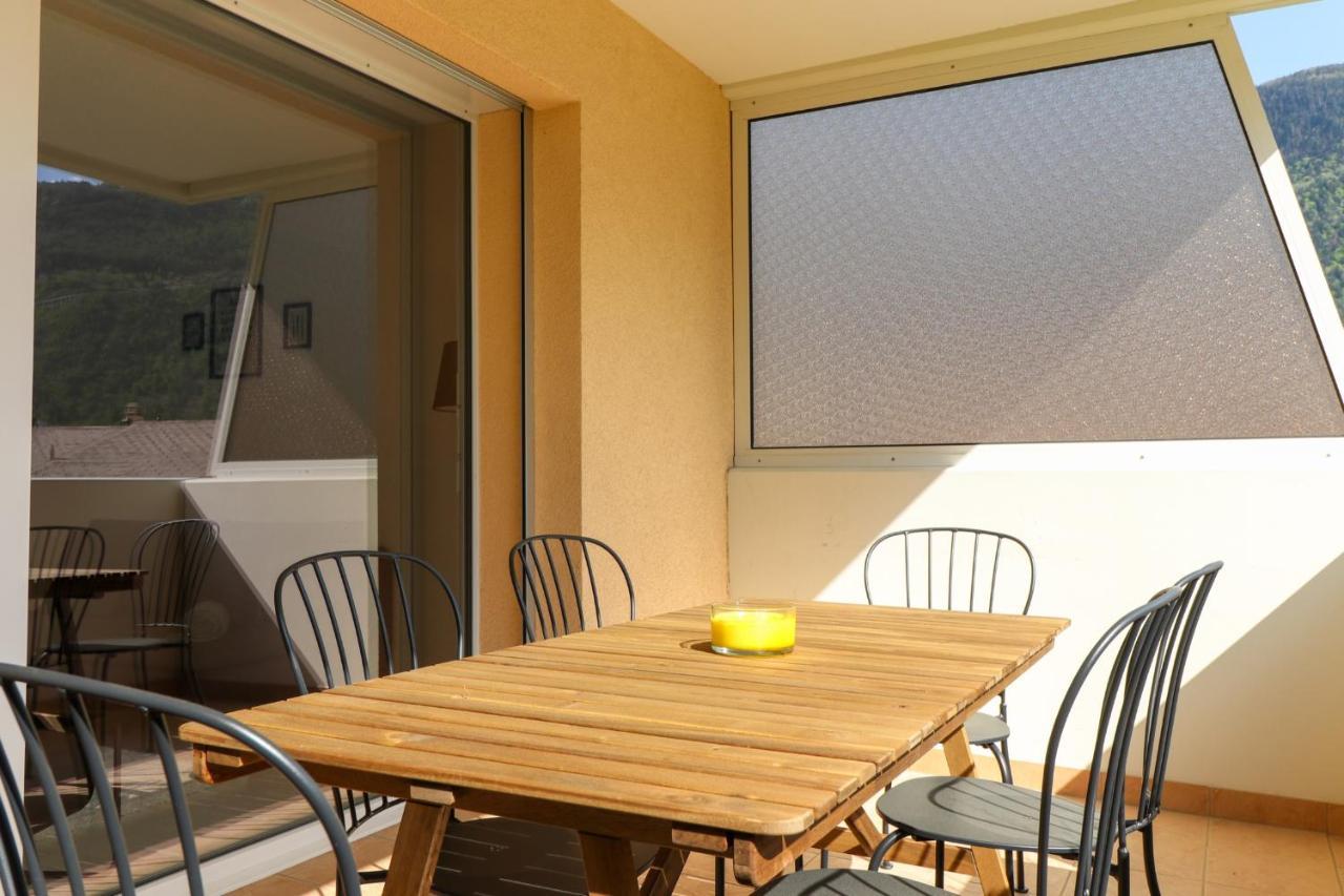 Nice Apartment Ideally Located In Martigny ภายนอก รูปภาพ